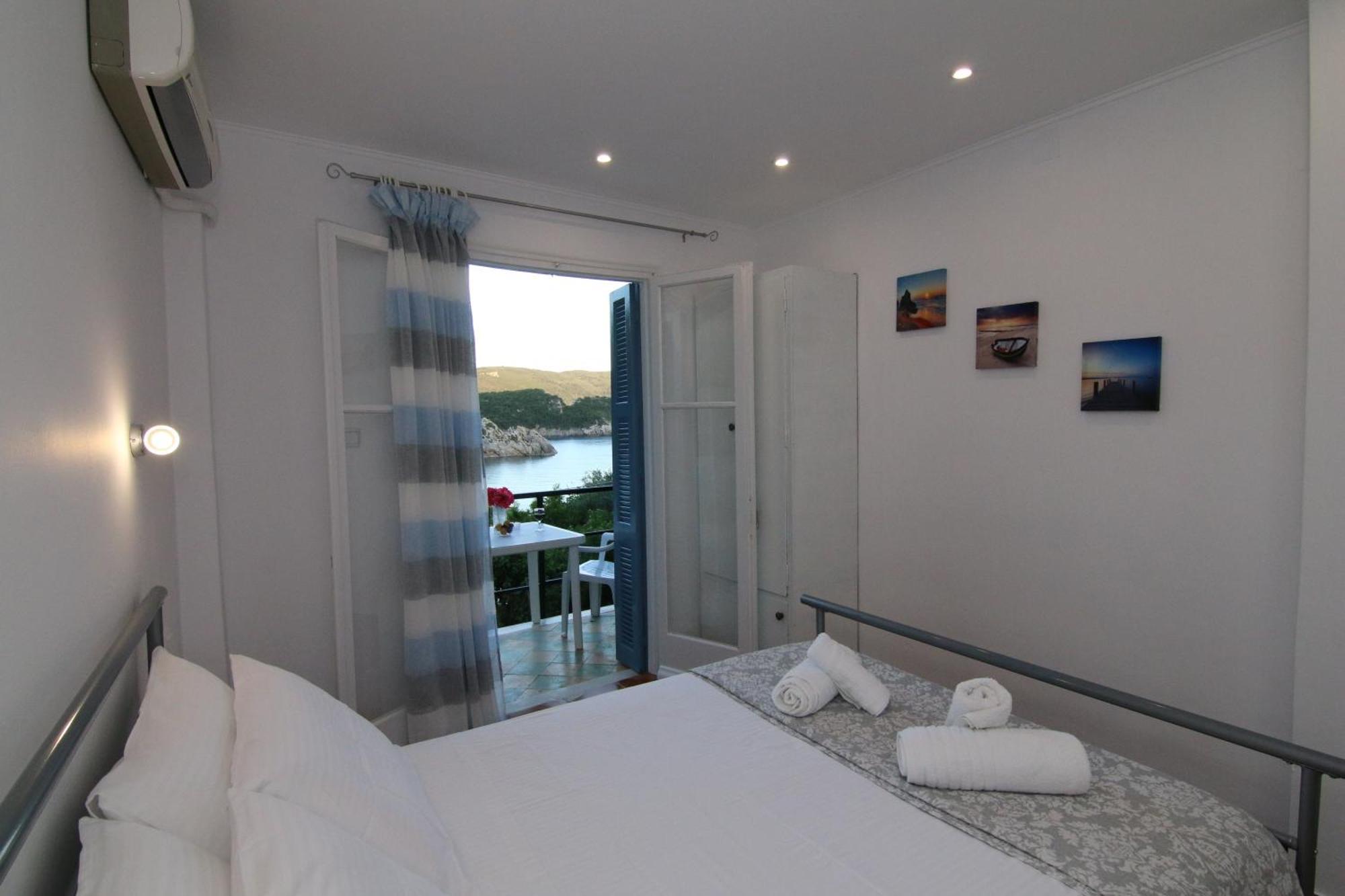 Sea Breeze Apartment Paleokastritsa Ngoại thất bức ảnh