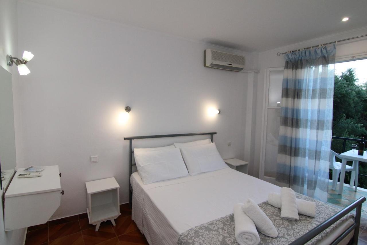 Sea Breeze Apartment Paleokastritsa Ngoại thất bức ảnh